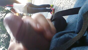 Dì Sonia muốn bạn làm điều gì đó cho cô ấy phim sex bo chong con