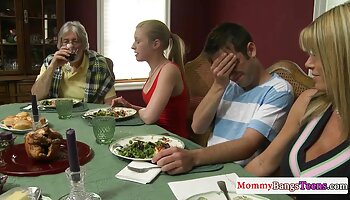 Blonde porn sex phim Bimbo được thống trị