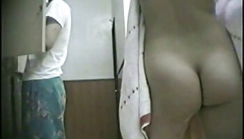 Kích thích nửa emilly Weickert khong che xxx và một chàng quái mỗi người khác chặt chẽ trực tuyến